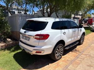 Ford Everest 2.0Bi-Turbo 4WD Limited - Image 3
