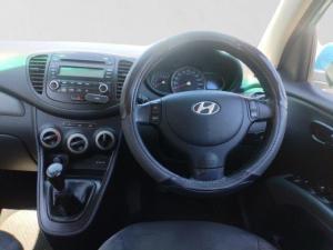 Hyundai i10 1.25 Fluid - Image 21