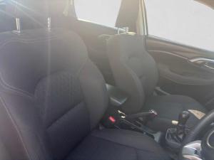 Suzuki Grand Vitara 1.5 GL manual - Image 11