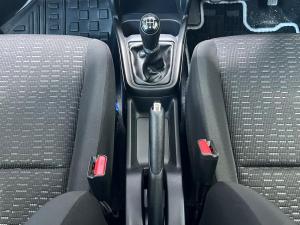 Suzuki Swift 1.2 GL+ manual - Image 20