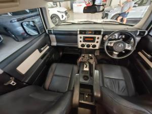 Toyota FJ Cruiser FJ Cruiser - Image 11