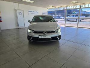 Volkswagen Polo hatch 1.0TSI Life auto - Image 8