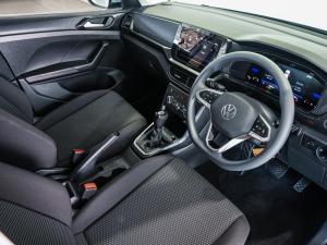 Volkswagen T-Cross 1.0TSI auto - Image 9