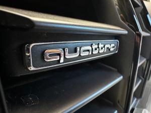 Audi Q3 40TFSI quattro S line - Image 4