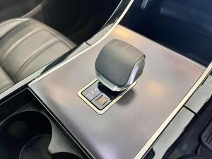 Land Rover Range Rover Evoque D200 R-Dynamic SE - Image 14