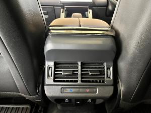 Land Rover Range Rover Evoque D200 R-Dynamic SE - Image 24