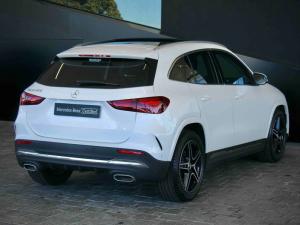 Mercedes-Benz GLA GLA200 Progressive - Image 6