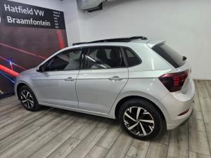 Volkswagen Polo hatch 1.0TSI Life manual - Image 13