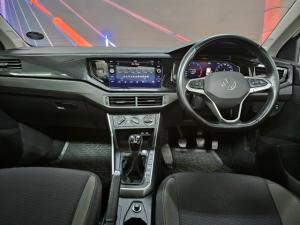 Volkswagen Polo hatch 1.0TSI Life manual - Image 11