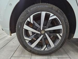 Volkswagen Polo hatch 1.0TSI Life manual - Image 5