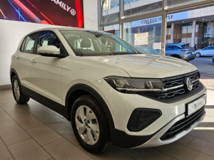 Volkswagen T-Cross 1.0TSI manual - Image 2