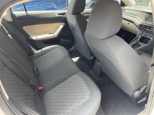 Volkswagen Polo sedan 1.6 auto - Image 13