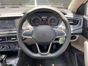 Volkswagen Polo sedan 1.6 auto - Image 21