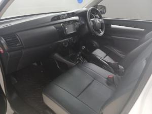 Toyota Hilux 2.0 single cab S (aircon) - Image 7