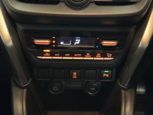 Toyota Urban Cruiser 1.5 XR manual - Image 14