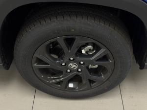 Toyota Urban Cruiser 1.5 XR manual - Image 17