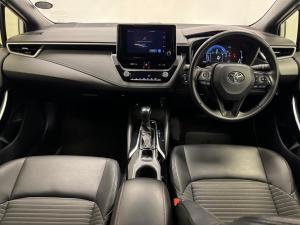 Toyota Corolla 1.8 Hybrid XR - Image 6