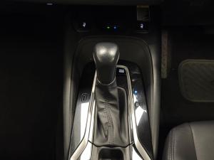 Toyota Corolla 1.8 Hybrid XR - Image 11