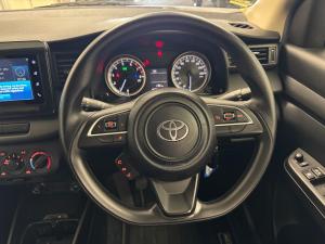 Toyota Rumion 1.5 SX manual - Image 8