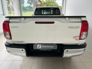 Toyota Hilux 2.4GD-6 single cab Raider manual - Image 5