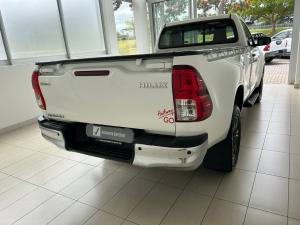 Toyota Hilux 2.4GD-6 single cab Raider manual - Image 2