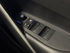 Toyota Corolla Cross 1.8 XS - Image 17