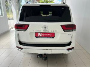 Toyota Land Cruiser 300 3.3D ZX - Image 5