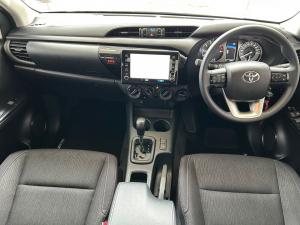 Toyota Hilux 2.8GD-6 double cab 4x4 Legend auto - Image 6