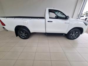 Toyota Hilux 2.4GD-6 single cab Raider manual - Image 3