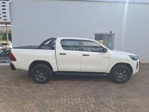 Toyota Hilux 2.8GD-6 double cab Raider auto - Image 3