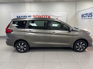 Toyota Rumion 1.5 TX manual - Image 3