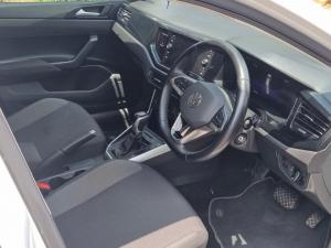 Volkswagen Polo hatch 1.0TSI Life auto - Image 7