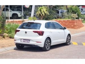 Volkswagen Polo hatch 1.0TSI Life auto - Image 2
