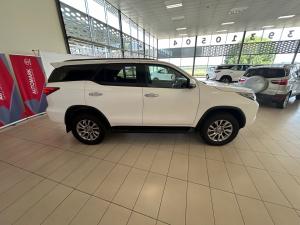 Toyota Fortuner 2.8GD-6 4x4 - Image 3