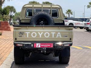 Toyota Land Cruiser 79 4.5D-4D V8 double cab LX - Image 5