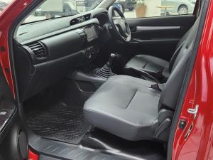 Toyota Hilux 2.0 single cab S (aircon) - Image 7