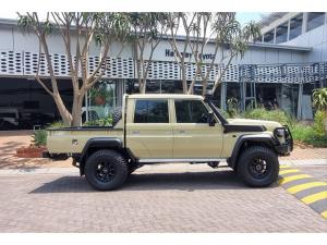 Toyota Land Cruiser 79 4.5D-4D V8 double cab LX - Image 3