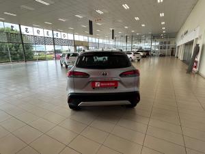 Toyota Corolla Cross 1.8 Hybrid XS - Image 5