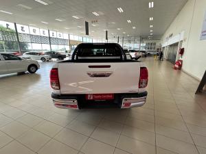 Toyota Hilux 2.4GD-6 double cab 4x4 Raider X auto - Image 5