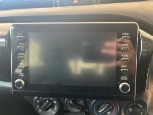 Toyota Hilux 2.4GD-6 double cab 4x4 Raider X auto - Image 11