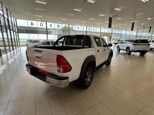 Toyota Hilux 2.4GD-6 double cab 4x4 Raider X auto - Image 2
