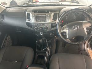 Toyota Hilux 3.0D-4D Xtra cab 4x4 Raider Legend 45 - Image 7