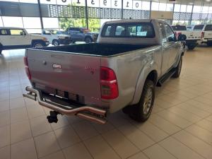 Toyota Hilux 3.0D-4D Xtra cab 4x4 Raider Legend 45 - Image 2