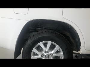 Toyota Land Cruiser 200 4.5D-4D V8 VX-R - Image 20