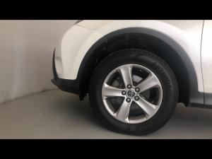 Toyota RAV4 2.2D-4D AWD GX - Image 18