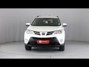 Toyota RAV4 2.2D-4D AWD GX - Image 4