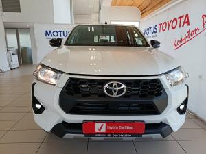 Toyota Hilux 2.4GD-6 double cab Raider manual - Image 4