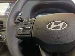 Hyundai Grand i10 1.0 Premium hatch - Image 9