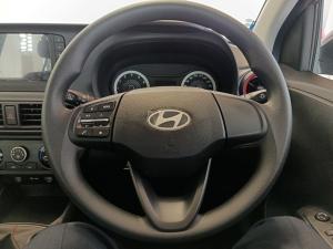 Hyundai Grand i10 1.0 Premium hatch - Image 8