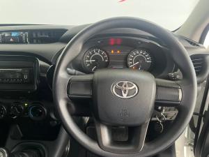 Toyota Hilux 2.0 single cab S (aircon) - Image 8